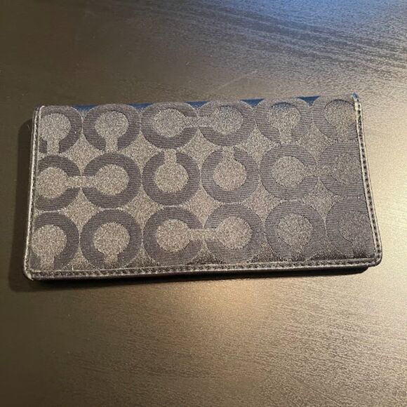 Coach Black Checkbook Slipcover Gray Inside "C" Logo - Picture 1 of 3